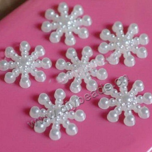 Bead ,acrylic beads, 15mm Christmas Snowflake Flatbacks Half Pearls Snowflakes