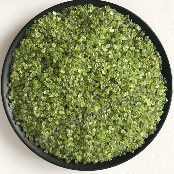 Bead Chips, natural peridot chips without hole, 2-4mm. Sold per pkg of 5kgs