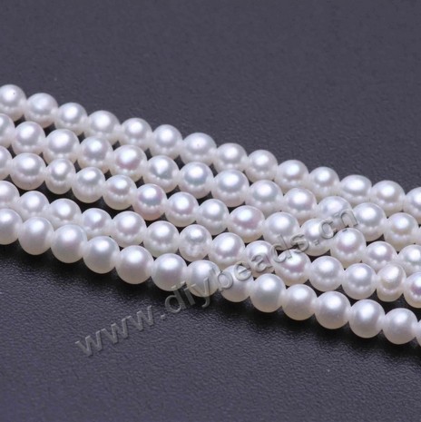Pearl, cultured freshwater(natural), white, 2-3mm round, TAAA1 grade. Sold by per 1 strand.