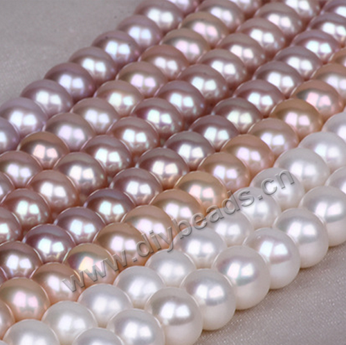Pearl,cultured freshwater,white,half hole, AAA grade. Sold per pkg of 1 strand