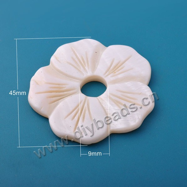 Bead,freshwater shell ( natural ),white,45*45mm ,leaves.Sold per pkg of 1000pcs.