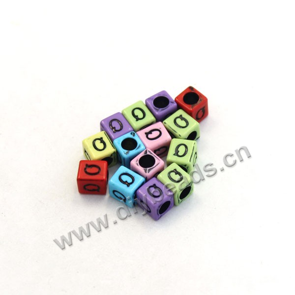 Bead, acrylic,mixed color,alphabet is Q, 6x6mm cube with 3mm drill hole. Sold per pkg of 100ps