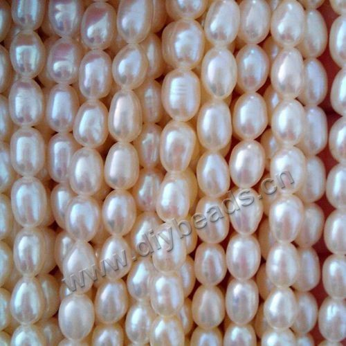 Pearl, cultured freshwater,white,3.5-4mm rice, AA grade. Sold per pkg of five strands