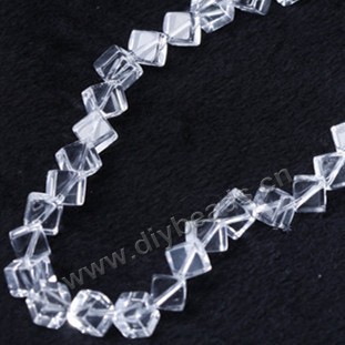 Bead,clear quartz crystal (natural), 4mm dice, A-grade, Mohs hardness 7. Sold per 16-inch strand