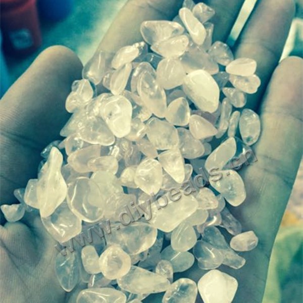 Bead,rose quartz,7-9mm chip beads.Sold per pkg 100g