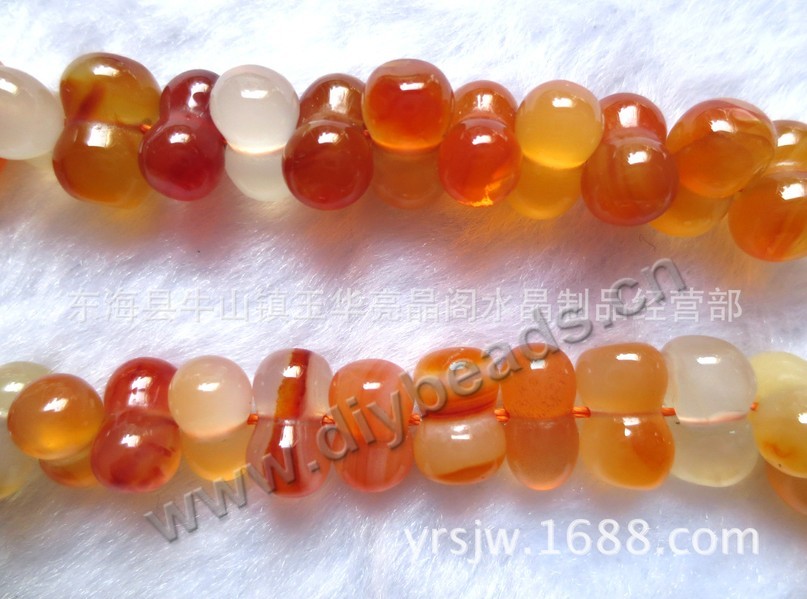 Bead, red agate (heated), 10x6mm peanut. Sold per 15-inch strand.