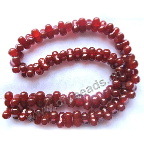 Bead, red agate (dyed/heated), 10x6mm peanut. Sold per 15-inch strand.