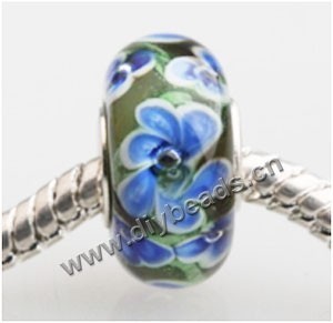 Bead, big-hole beads,Lampworked glass and silver-plated brass grommet,green with flower, 14x7mm rondelle with 4.5 mm hole,sold per pkg of 50ps