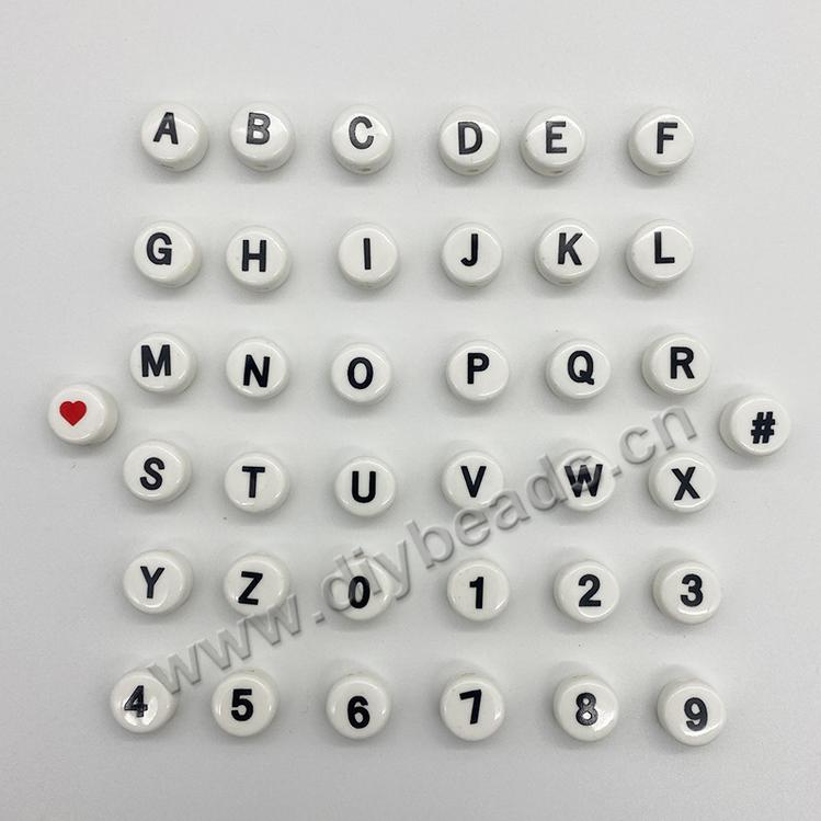 Wholesale Fashion Flat Round porcelain Alphabet Letter Beads for DIY jewelry making