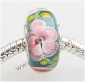 Bead, big-hole beads, Lampworked glass and 925 sterling silver grommet, green with flower, 14x7mm rondelle with 4.5 mm hole,sold per pkg of 50ps