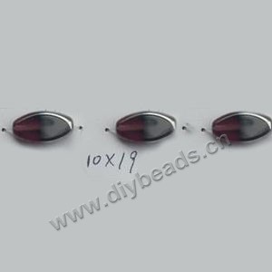 Bead ,silver-plated glass, medium purple, 19x10mm flat oval. Sold per pkg of ten 31cm strand.