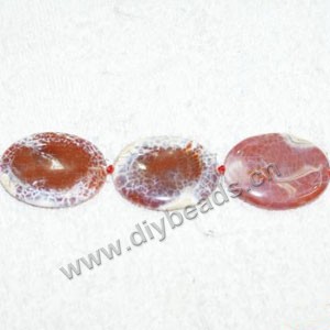 Bead, red fire crackle agate (D/H), 18x25mm flat oval. Sold per 16-inch strand.