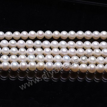 Pearl, cultured freshwater(natural), white, 8-9mm round, AAA1 grade. Sold by per 1 strand.