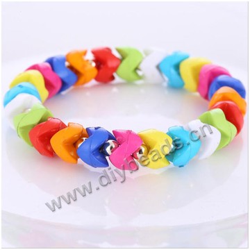 Children's bracelet,Acrylic material hand-beaded stretch elastic children bracelets. Sold per pkg of 1 pc.