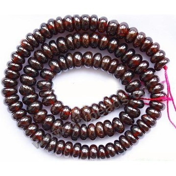 Bead, garnet (natural), 6mm rondelle. Sold per 15-inch strand.