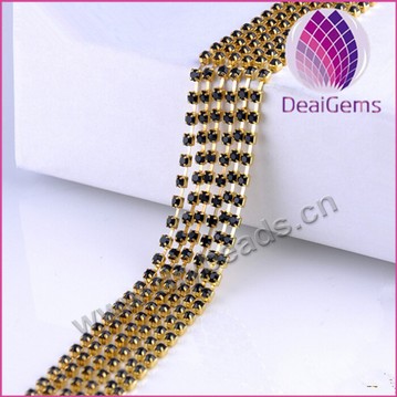 Glass beads,cystal rhinestone chain , 3.2mm , findings for making bags,garments,shoes DIY phone mini order 50 meters