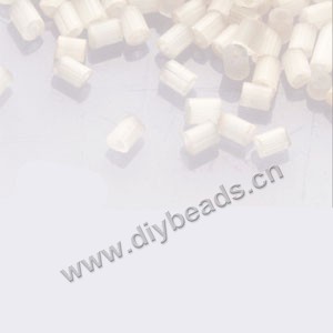beads, tube beads,Bugle bead, glass beads, white,silky luster and satin round #1 (2x2mm). Sold per pkg of 450 grams,approximately 30,000ps