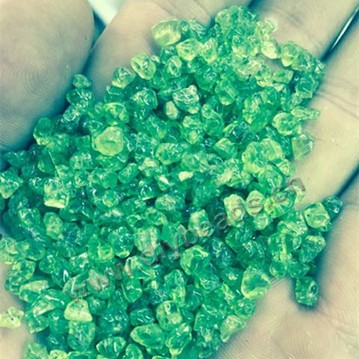 Bead, peridot (natural), loose chip bead,3-5mm. Sold 100g/bag