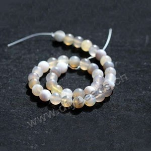 Bead, Botswana agate (natural), 6mm round. Sold per 16-inch strand.