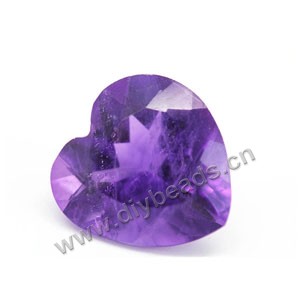 Gem, amethyst (natural) , light to medium, 7x7mm faceted heart, A grade, Mohs hardness 7. Sold per pkg of 4