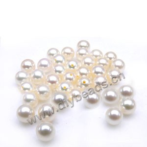Pearl, cultured freshwater, white, 5-6mm half-drilled round, natural pearl price, AAA grade. Sold per pkg of 10pcs
