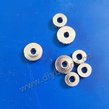 Stainless steel beads flat round beads with logo customized