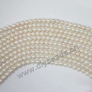 Pearl,cultured freshwater (natural), white, 5-6mm nearly round, A- grade. Sold per pkg of (3)16-inch strands.