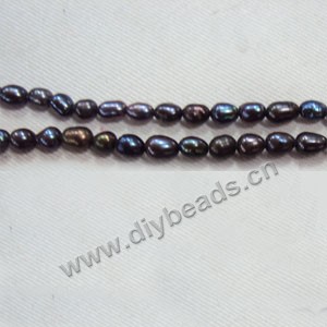Pearl, cultured freshwater (dyed),blue peacock, 3-4mm rice . Sold per 16-inch(40cm) strand