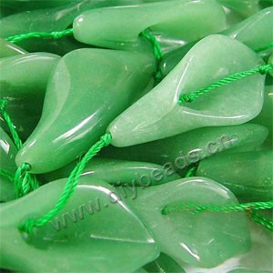 Bead, green aventurine (natural), 16x39mm carved flower. Sold per 16-inch strand, approximately 10 beads