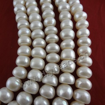 Pearl, cultured freshwater,white ,6-7mm button, AA grade. Sold per bag of one strand