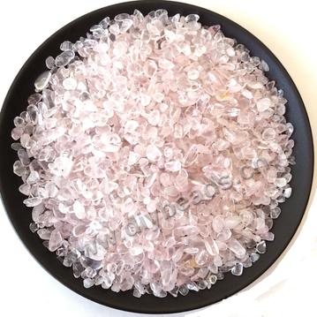 Bead chips, Natural pink quartz chips without hole, 5-12mm. Sold per pkg of 5kgs.