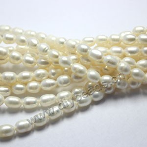 Pearl, cultured freshwater, white, 6-7mm rice , B grade. Sold per pkg of (50) 15-inch strands.