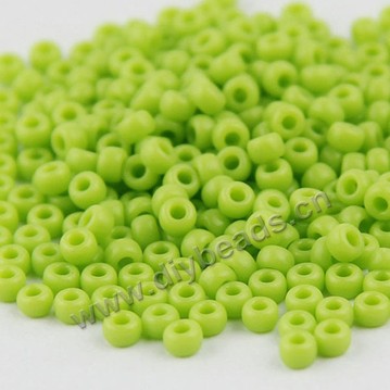 seed bead,glass,opaque cyan,#6 round,sold per pkg of 50g,  approximately 700ps.