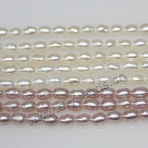 Pearl,cultured freshwater (natural), white/peach/mauve, 2-3mm rice, B grade. Sold per pkg of (3)16-inch strands.