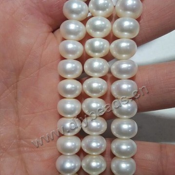 Pearl,cultured freshwater,white,9-10mm patato, AAgrade. Sold per pkg of one strand