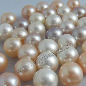  Pearl, cultured freshwater , white/peach/mauve, 10-11mm half-drilled round, AAA grade. Sold per pkg of 1pairs