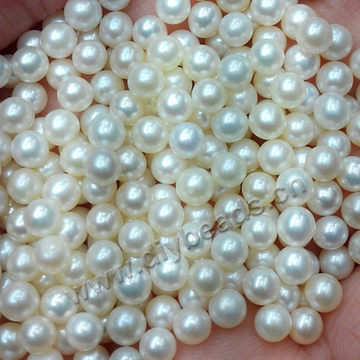Pearl,cultured freshwater,white,4-4.5mm round, AAA grade. Sold per pkg of 50pcs