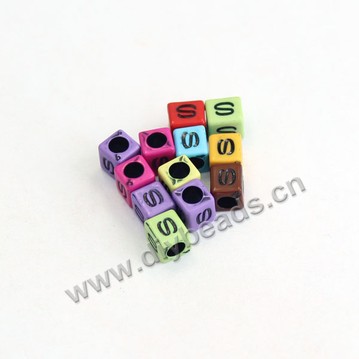 Bead, acrylic,mixed color,alphabet is S, 6x6mm cube with 3mm drill hole. Sold per pkg of 100ps