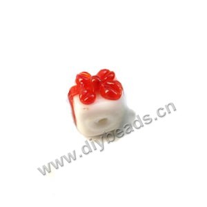 Bead, lampworked glass, white/red, 10x10mm Christmas present. Sold per pkg of 6.