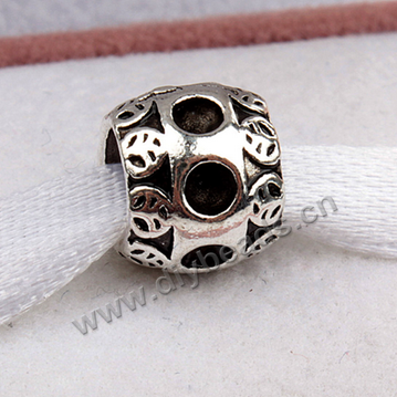 alloy Bead,silver plated,12x11mm rondelle,4.5mm hole,Sold per pkg of 50 pieces.