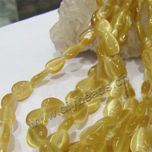 Bead, cat's eye glass, yellow ,14x10mm heart. Sold per 15-inch strand.