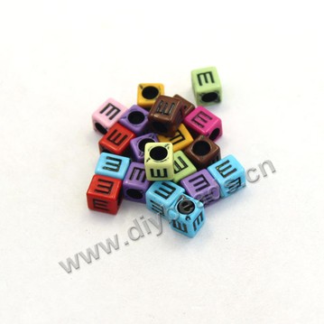 Bead, acrylic,mixed color,alphabet is E, 6x6mm cube with 3mm drill hole. Sold per pkg of 100ps