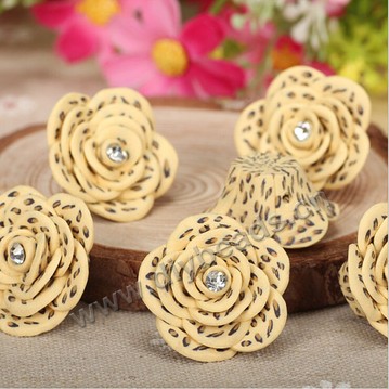 Bead, polymer clay,yellow with leopard print,20x10mm flower. Sold per pkg of 5.