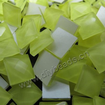 bead,white color,flat back faced square glass rhinesetone,8x8mm,per pkg of 1000pcs