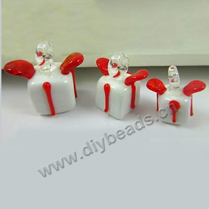 Charm, lampworked glass, white,red , 18x19/22x21/24x26mm present ,3 size to option. Sold per pkg of 200.