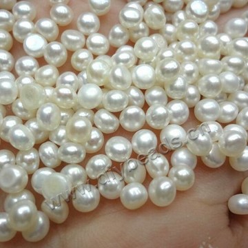 Pearl,cultured freshwater,white,3mm button,flat back, AAgrade. Sold per pkg of 100pcs
